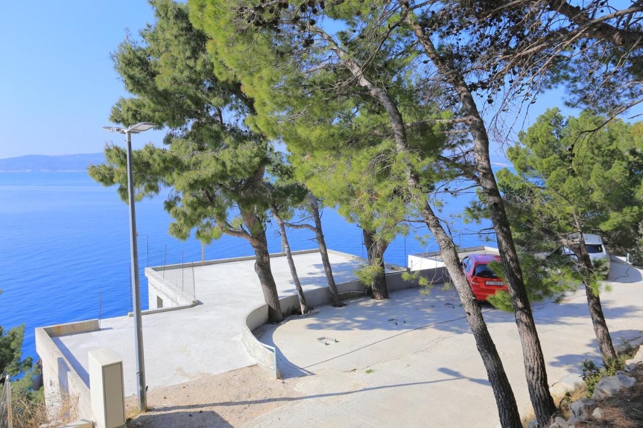 Rooms With A Parking Space Brela, Makarska - 17281 Exterior photo